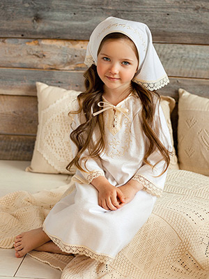 Фото товара "Теплая сорочка "Ульяна" для Крещения девочки" из магазина ЛиноБамбино