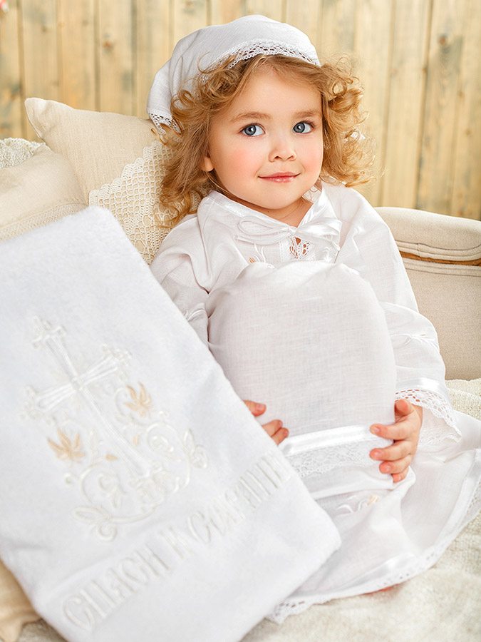 Крестильный набор для девочки "Лилия" с полотенцем фото 1