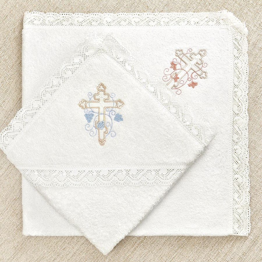 Махровое кружевное полотенце для крещения "Обвитый крестик" фото 1