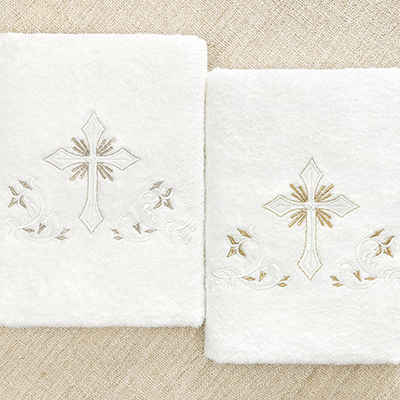 Махровое полотенце для крещения "Крестик с орнаментом" - миниатюра фотографии товара в каталоге ЛиноБамбино
