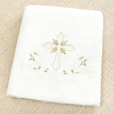 Фото товара "Махровое полотенце для крещения "Крестик с орнаментом"" при наведении