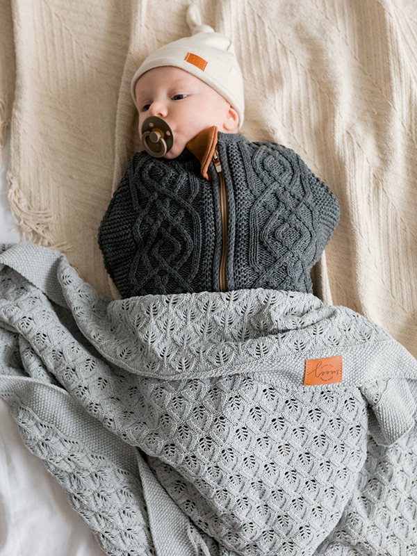 Вязаный кокон для новорожденного Loom графит фото 6