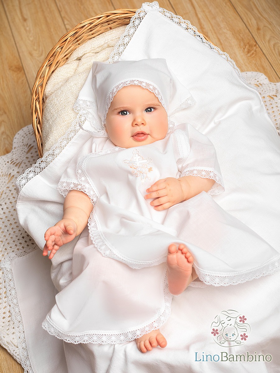 Крестильный комплект "Анна" для девочки с пеленкой фото 4