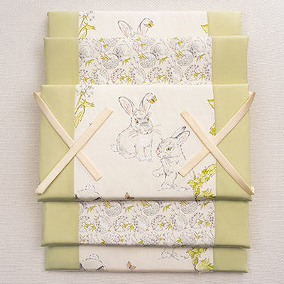 Фото товара "Бортики Кролики и одуванчики сатин" при наведении