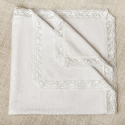 Фото товара "Кружевное полотенце без вышивки" при наведении