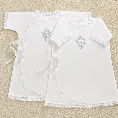 Фото товара "Крестильная распашонка "Иван" для мальчика" из магазина ЛиноБамбино