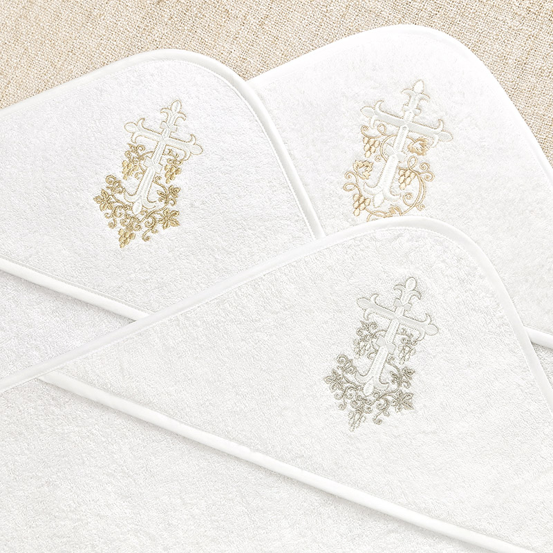 Махровое полотенце для крещения с уголком "Крестик с лозой" фото 10