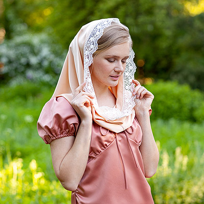 Фото товара "Снуд-хомут для церкви "Мелитина"" из магазина ЛиноБамбино