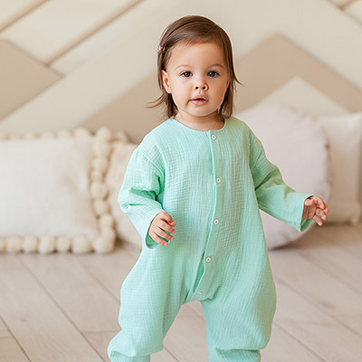 Комбинезон Облачко мятный из муслина