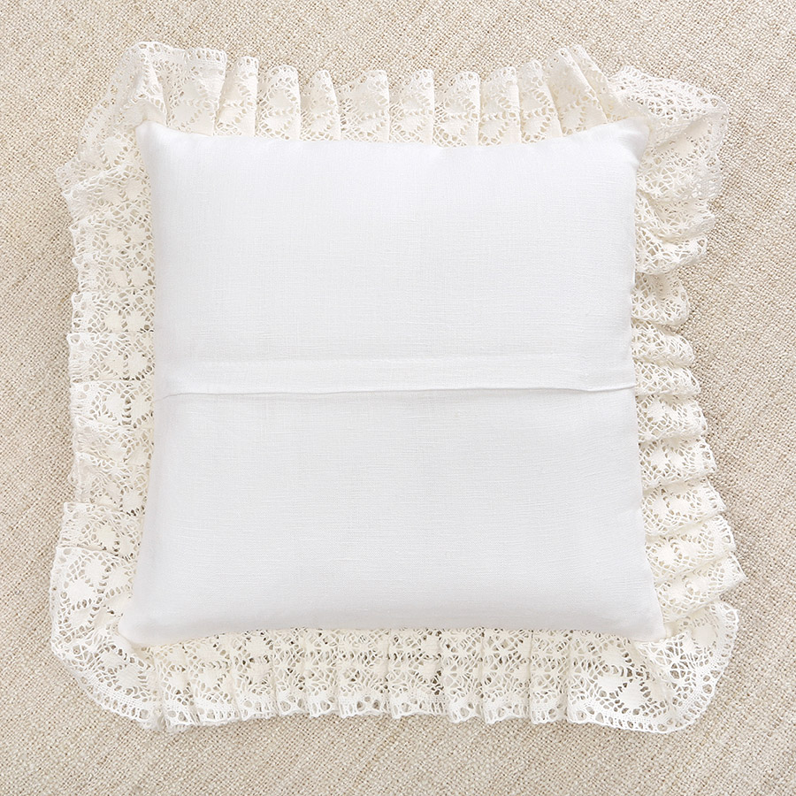 Вышитая подушка "Разговор с Ангелом" фото 7