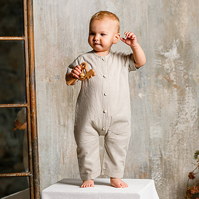 Льняной комбинезон Ветерок тауп - миниатюра фотографии товара в каталоге ЛиноБамбино