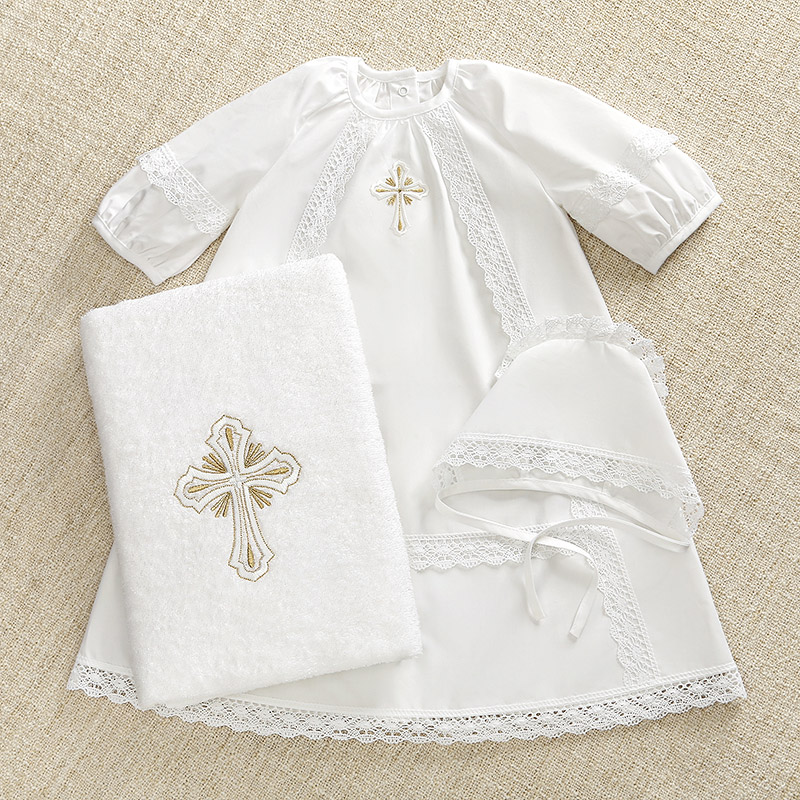 Крестильный набор для девочки "Традиция" с полотенцем фото 8