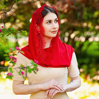 Красный снуд-хомут "Августина" - фото из магазина ЛиноБамбино