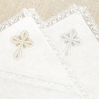 Фото товара "Махровое крестильное полотенце с Лучезарным крестом" при наведении