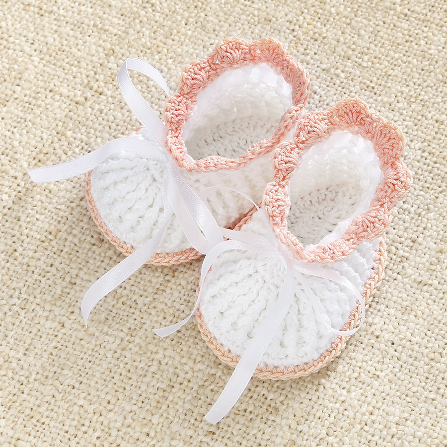 Фото товара "Пинетки для девочки с розовым краем" из магазина ЛиноБамбино