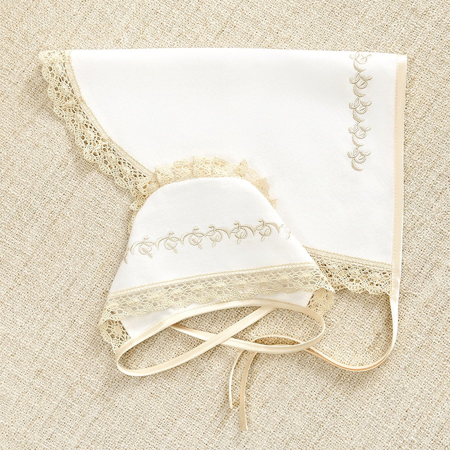 Крестильный комплект "Ульяна" для девочки с пеленкой фото 4