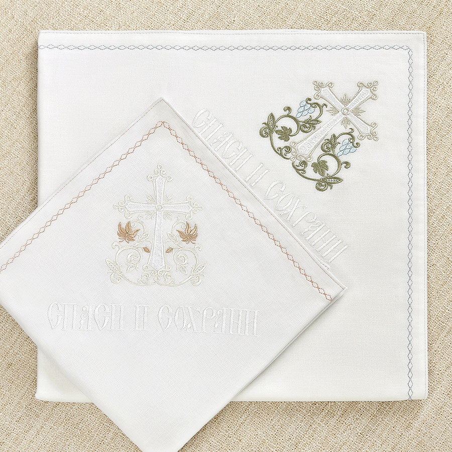 Крыжма теплая с вышитым процветшим крестом фото 3