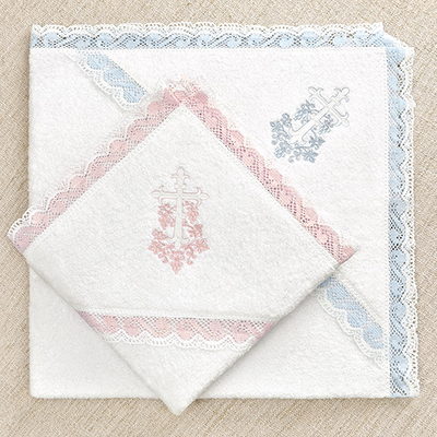 Кружевное полотенце с капюшоном "Крест с лозой" - миниатюра фотографии товара в каталоге ЛиноБамбино