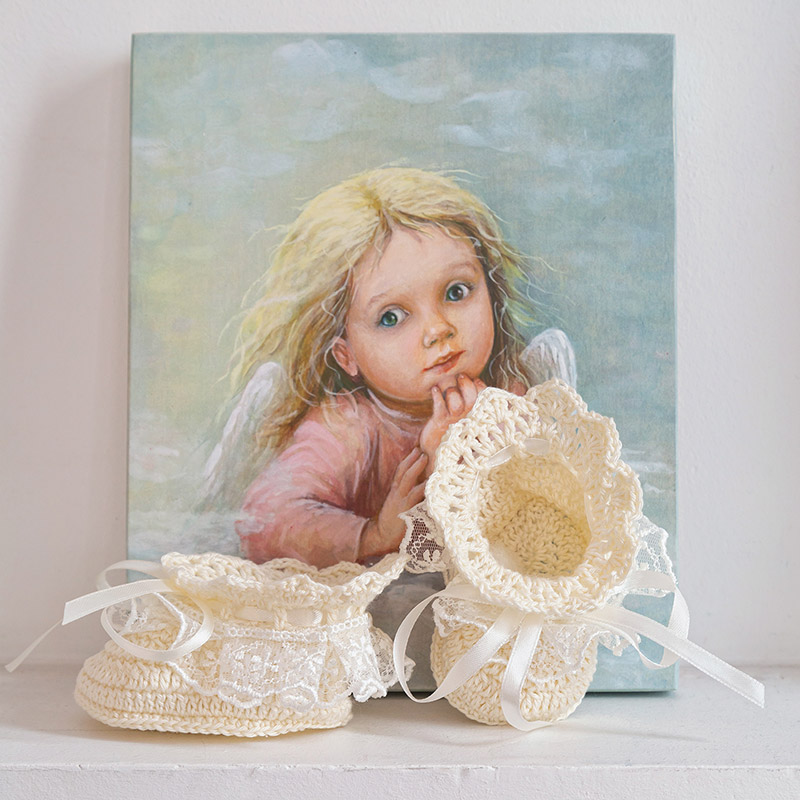 Вязаные пинетки молочные "Кружевные" фото 3