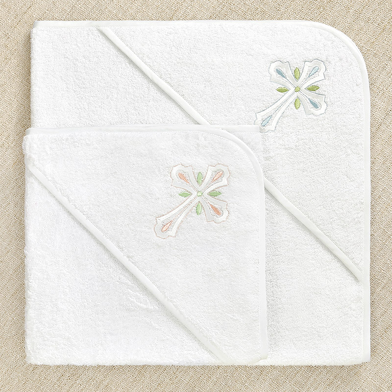 Махровое крестильное полотенце с уголком "Крест с листочками" фото 1