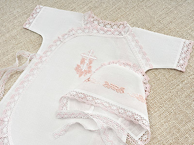 Крестильный набор для девочки "Розовая лоза" с полотенцем фото 8