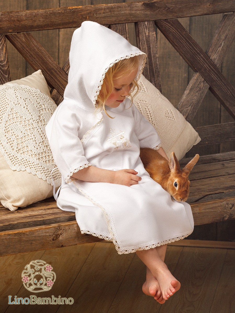 Детская крестильная рубашка "Бежевый лучик" с капюшоном фото 2