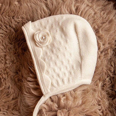 Фото товара "Шапочка "Долли" вязаная" при наведении