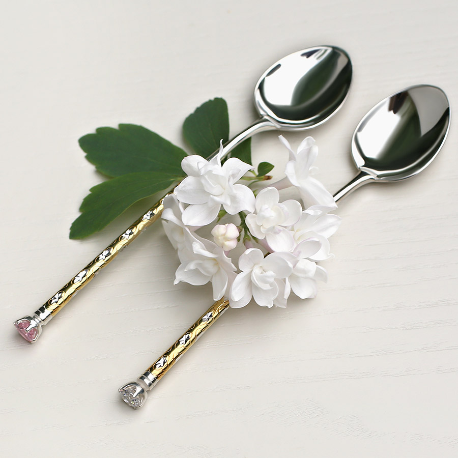 Серебряная ложка с позолотой и фианитом фото 1