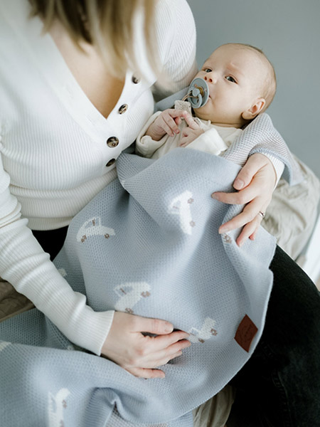 Вязаный детский плед "Машинки" фото 1