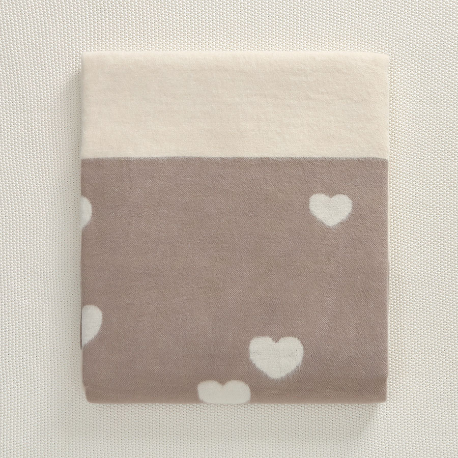 Малышовое легкое одеяло "Сердечки" фото 1