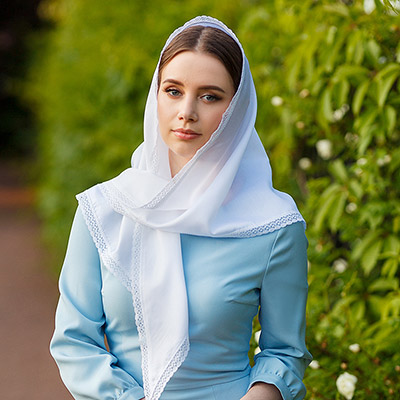 Фото товара "Кружевная косынка "Вера" белый тенсель" из магазина ЛиноБамбино