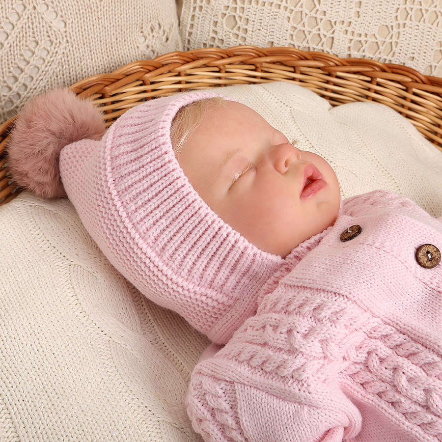 Вязаная шапочка-чепчик розовый с помпоном фото 1