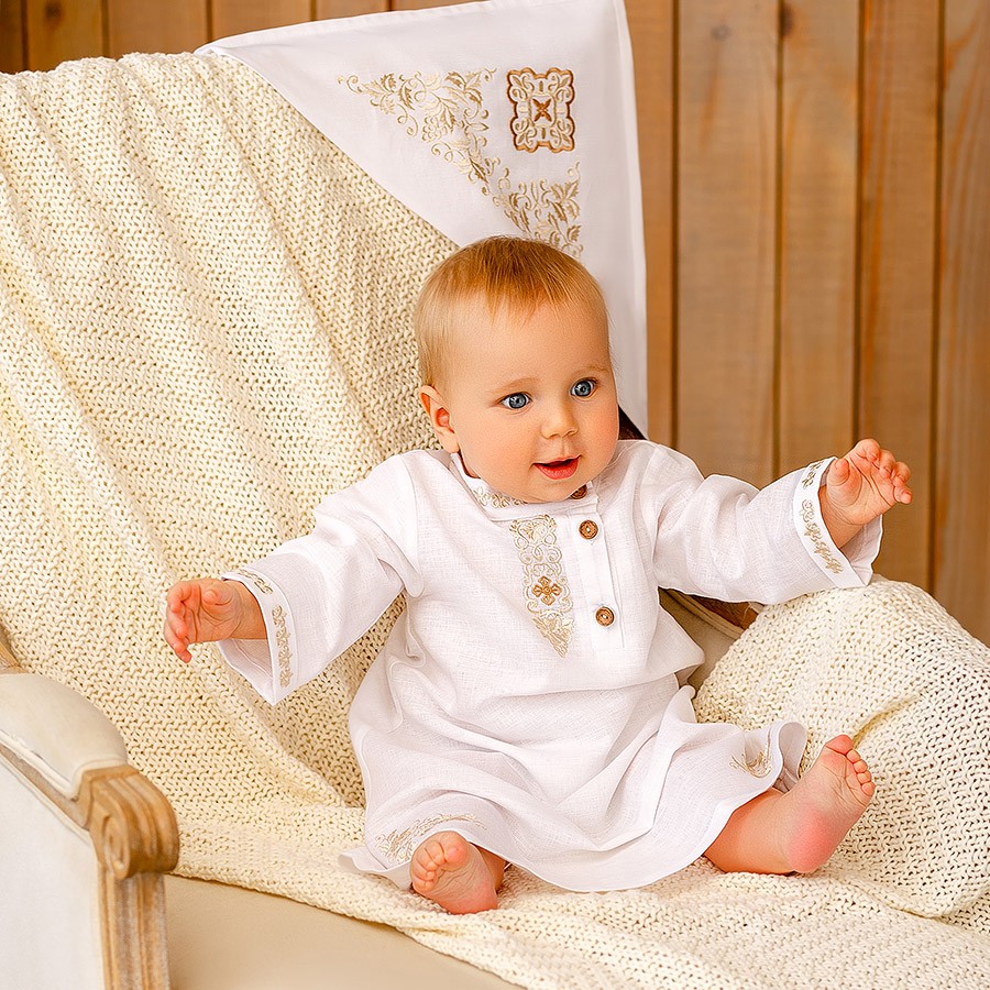 Фото товара "Крестильный комплект "Михаил" для мальчика с пеленкой-крыжмой" при наведении