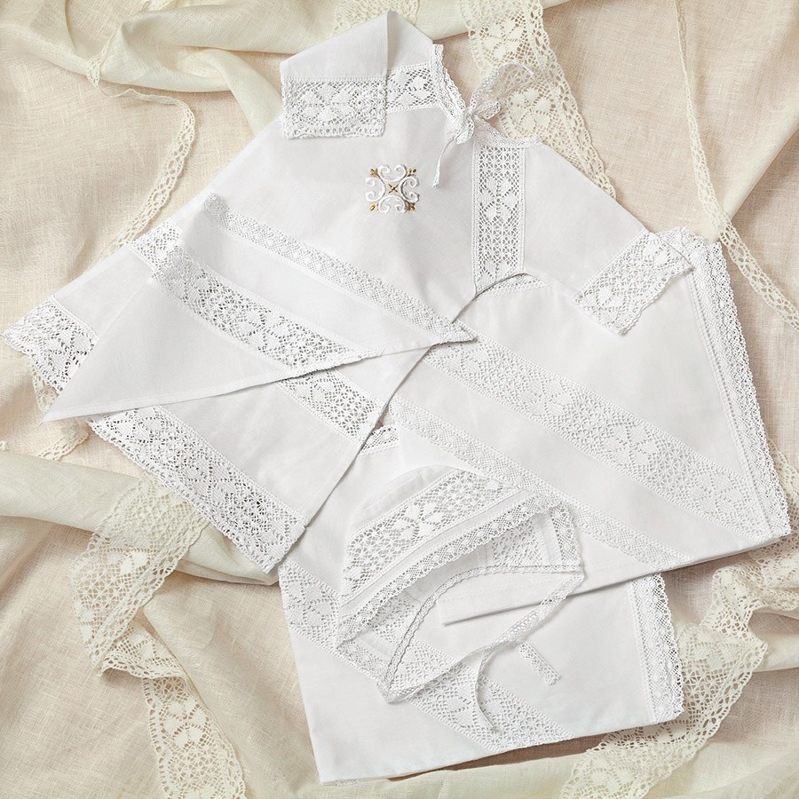 Крестильный комплект "Ольга" для девочки с пеленкой фото 6