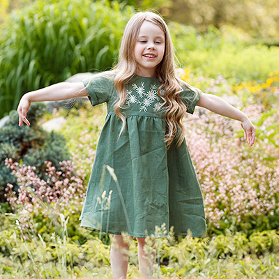 Фото товара "Платье Ромашки зеленое лён" при наведении