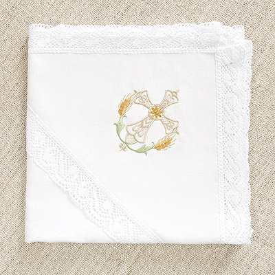 Фото товара "Пеленка кружевная "Крест в колосьях" при наведении