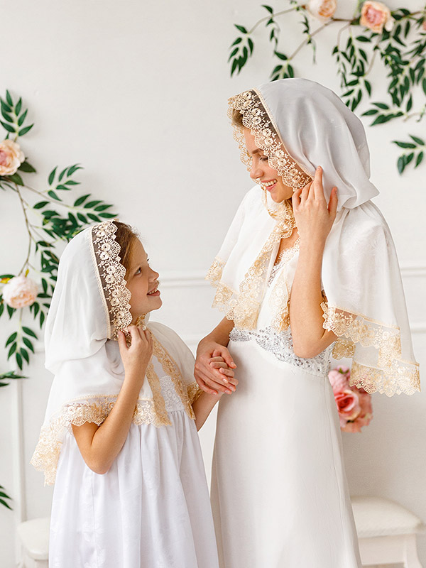 Женская накидка в церковь "Светлана" фото 2