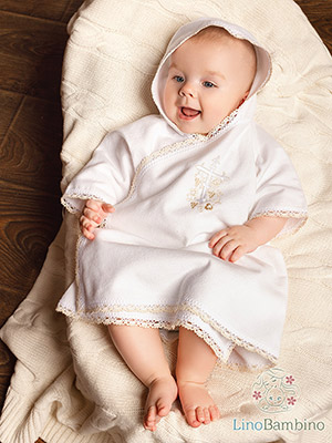 Детская крестильная рубашка "Бежевый лучик" с капюшоном - миниатюра фотографии товара в каталоге ЛиноБамбино