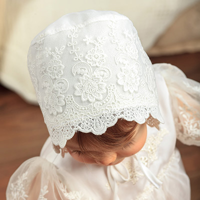 Трикотажный чепчик из кружева "Анастасия" - миниатюра фотографии товара в каталоге ЛиноБамбино