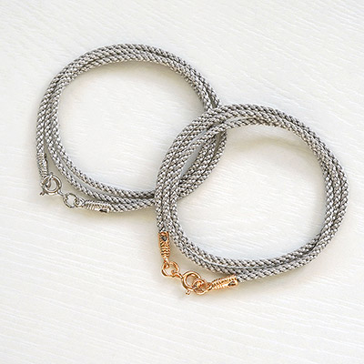 Фото товара "Гайтан ЛЕПТА серебристый" из магазина ЛиноБамбино