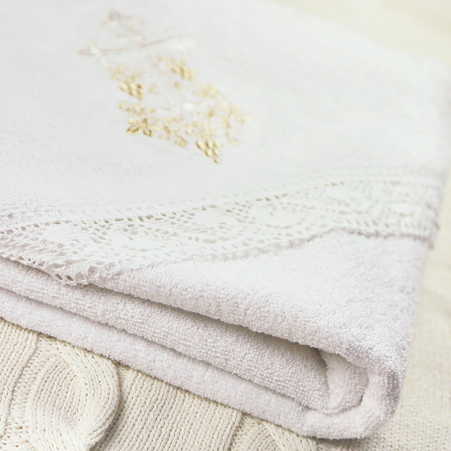 Кружевное полотенце с капюшоном "Крест с лозой" фото 2