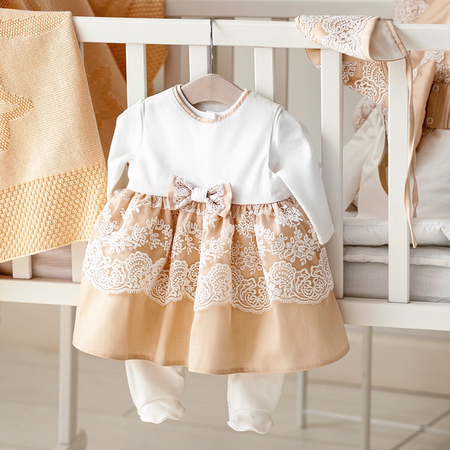 Фото товара "Комплект на выписку "Мерлетто" крем-брюле для девочки" из магазина ЛиноБамбино