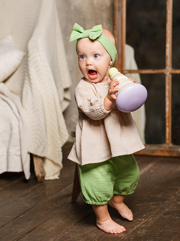 Костюмчик из муслина Дуэт салатовый-песочный для девочки фото 3