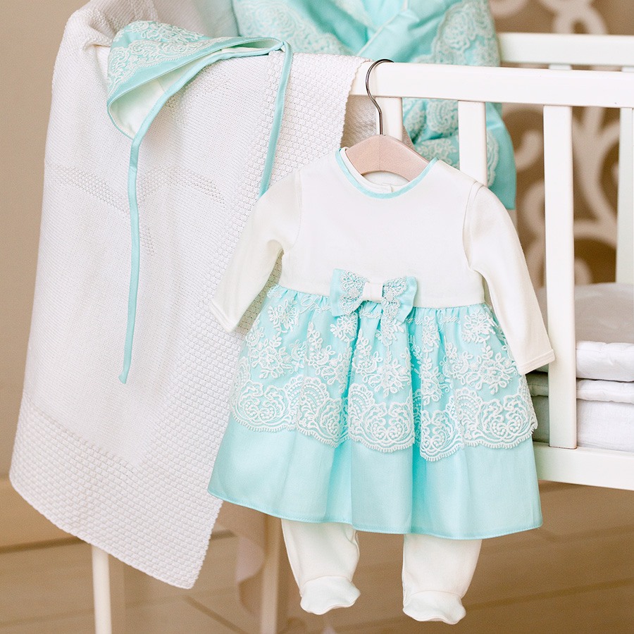 Фото товара "Комплект на выписку "Мерлетто" тиффани для девочки" из магазина ЛиноБамбино