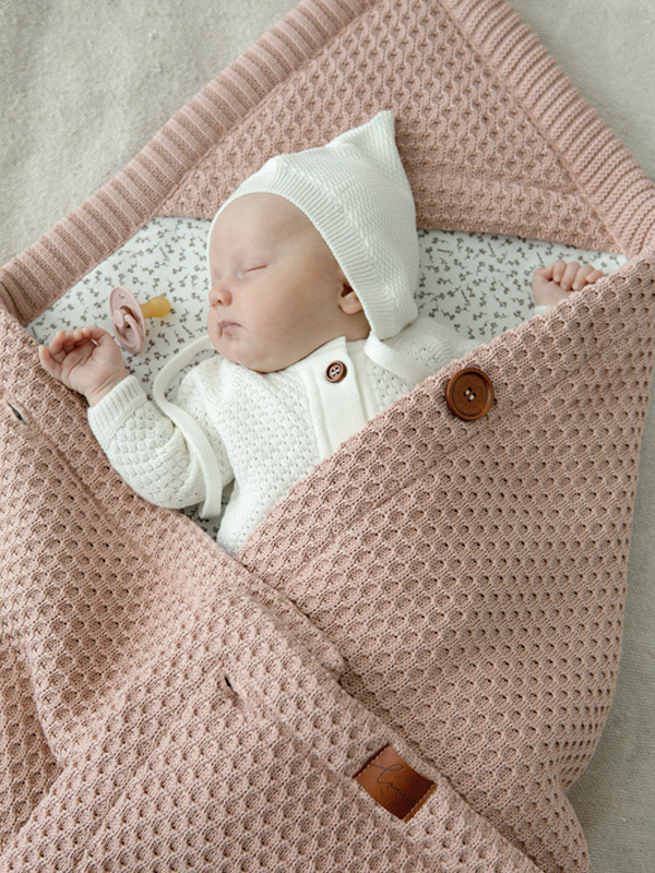 Вязаная шапочка ELF молочная фото 3