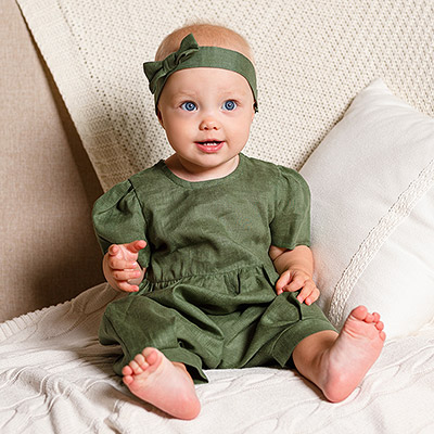 Фото товара "Льняной комбинезон Безе зеленый" при наведении