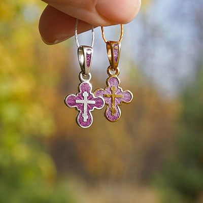 Серебряный крестик КРЭ23 сиреневая эмаль