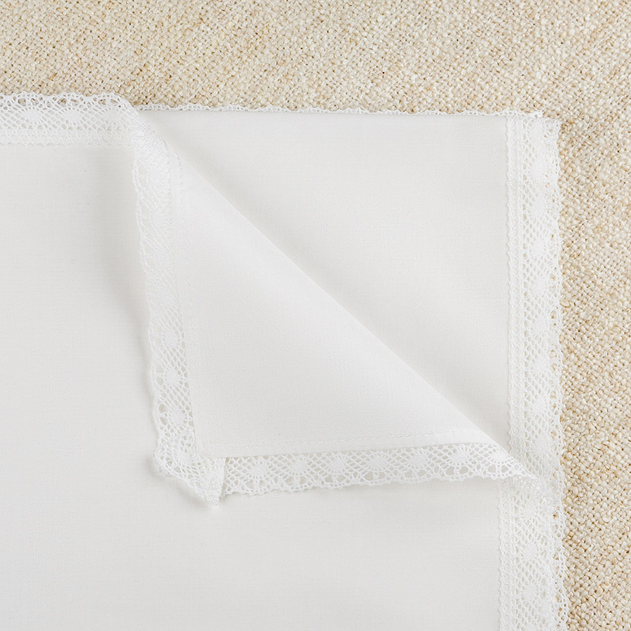 Пеленка с кружевной оторочкой фото 10