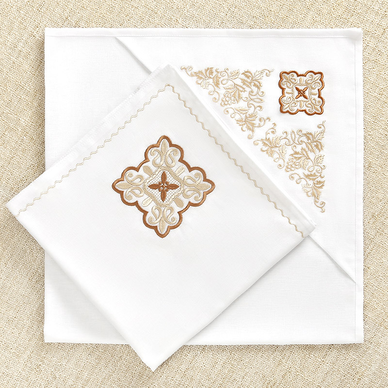 Крестильный комплект "Михаил" для мальчика с пеленкой-крыжмой фото 9