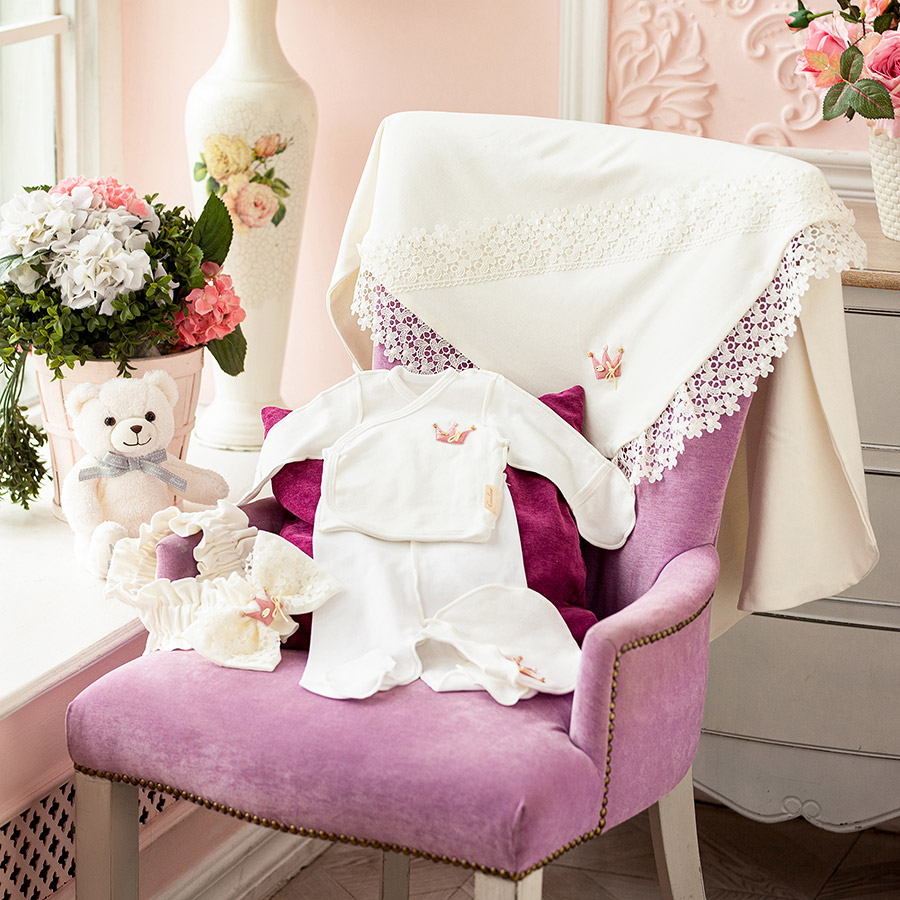 Набор на выписку "Волшебное королевство" для девочки фото 1